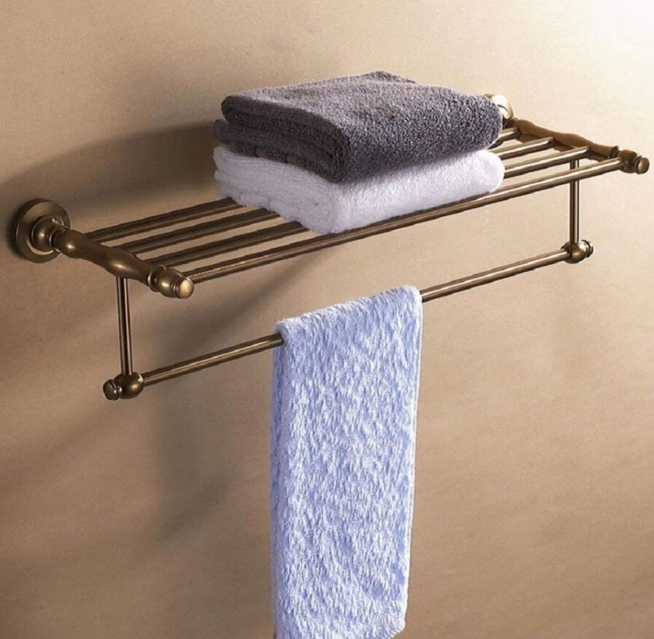 Полка для полотенец над ванной