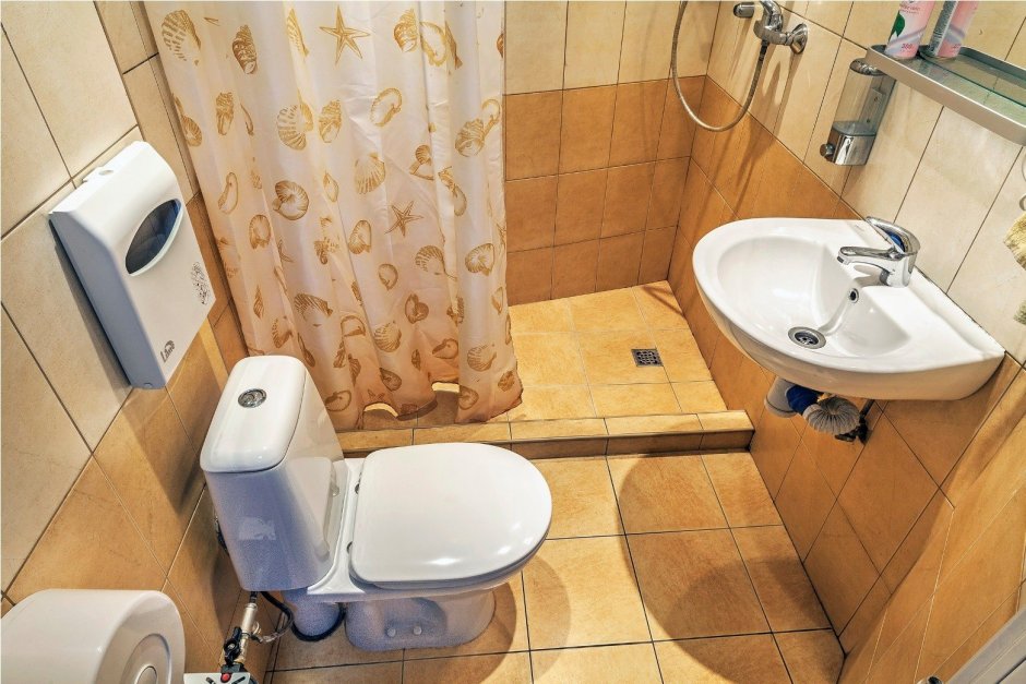 Туалет в комнате общежития