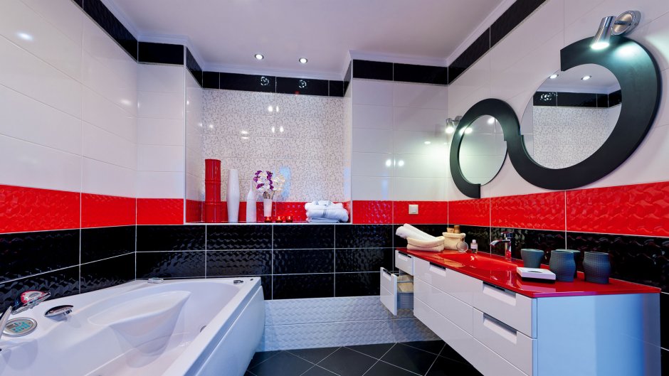 Красно бело черная ванная комната