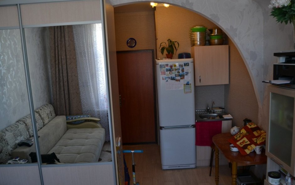 Кухонный уголок в комнате общежития
