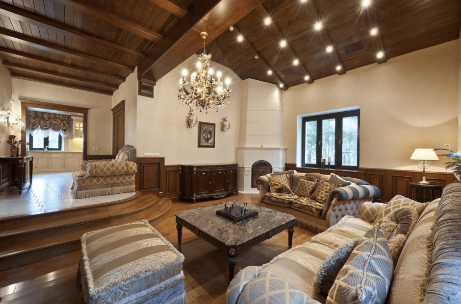 Потолок в стиле Шале