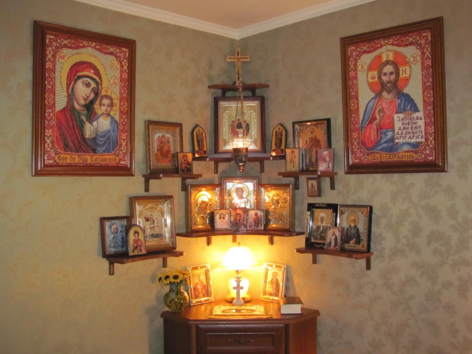 Современный иконостас в квартире (33 фото)