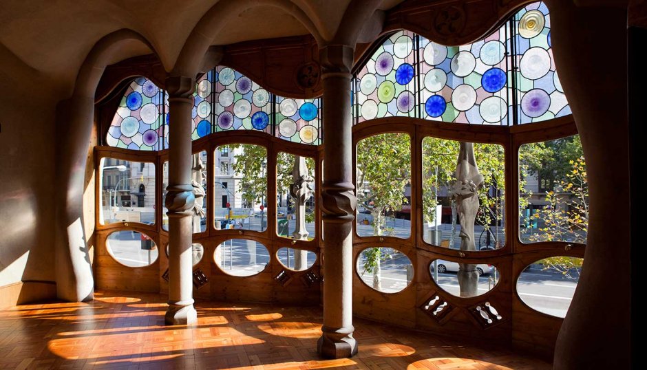 Дом Гауди в Барселоне Каса Мила внутри