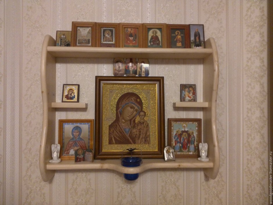 Полка для иконостаса