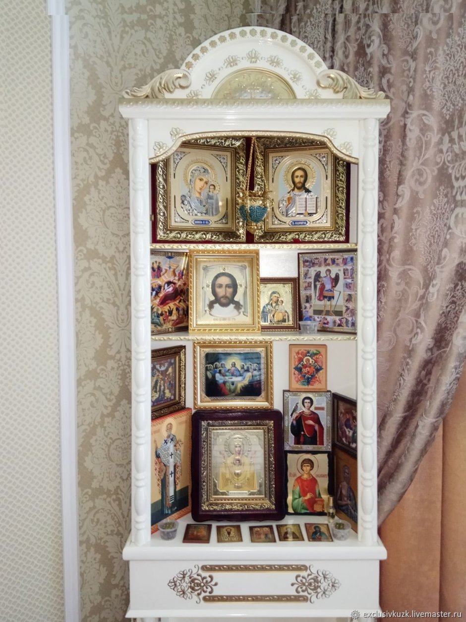 Иконы в интерьере современной квартиры