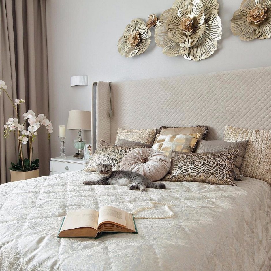Спальня в современном стиле пастельных тонах
