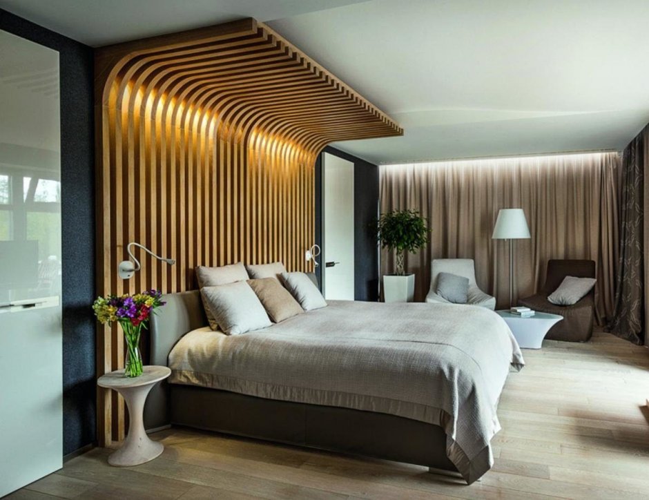 Деревянные рейки в интерьере спальни