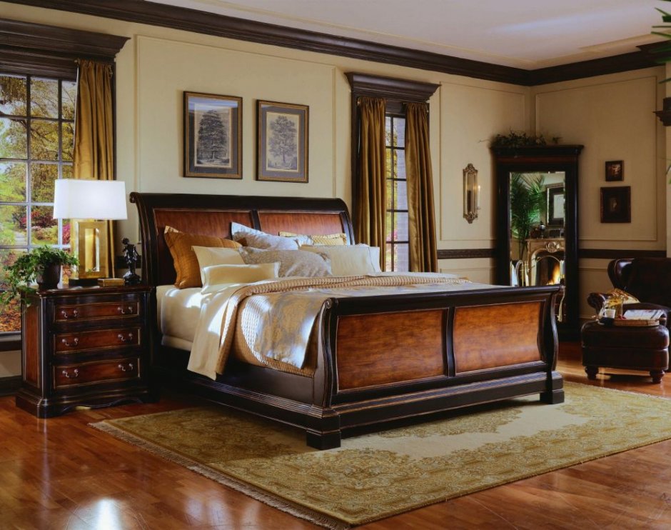 Мебель из красного дерева в интерьере спальни