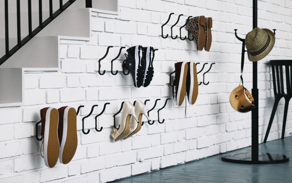 Хранение обуви на стене