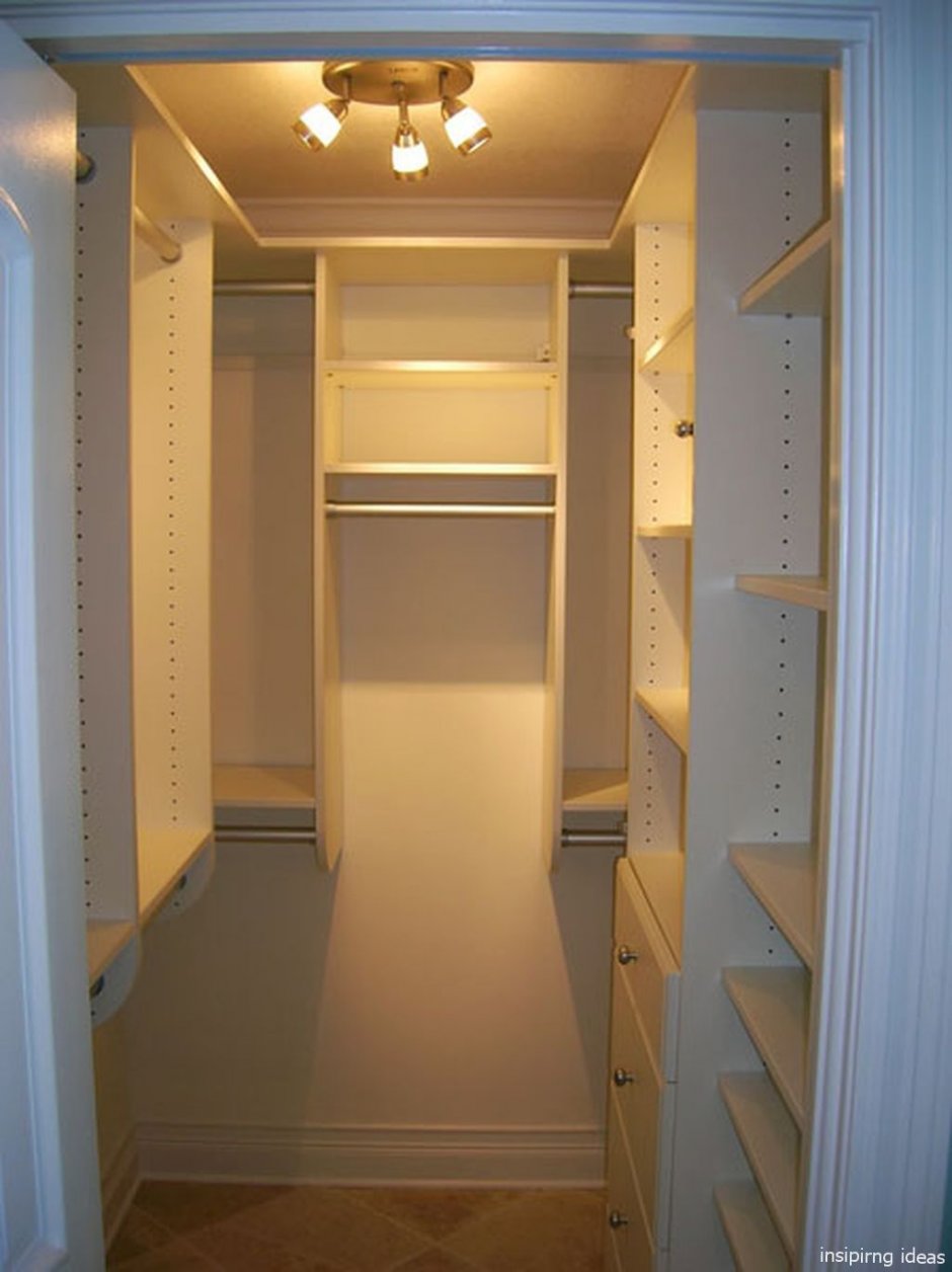 шкаф кладовка в коридоре