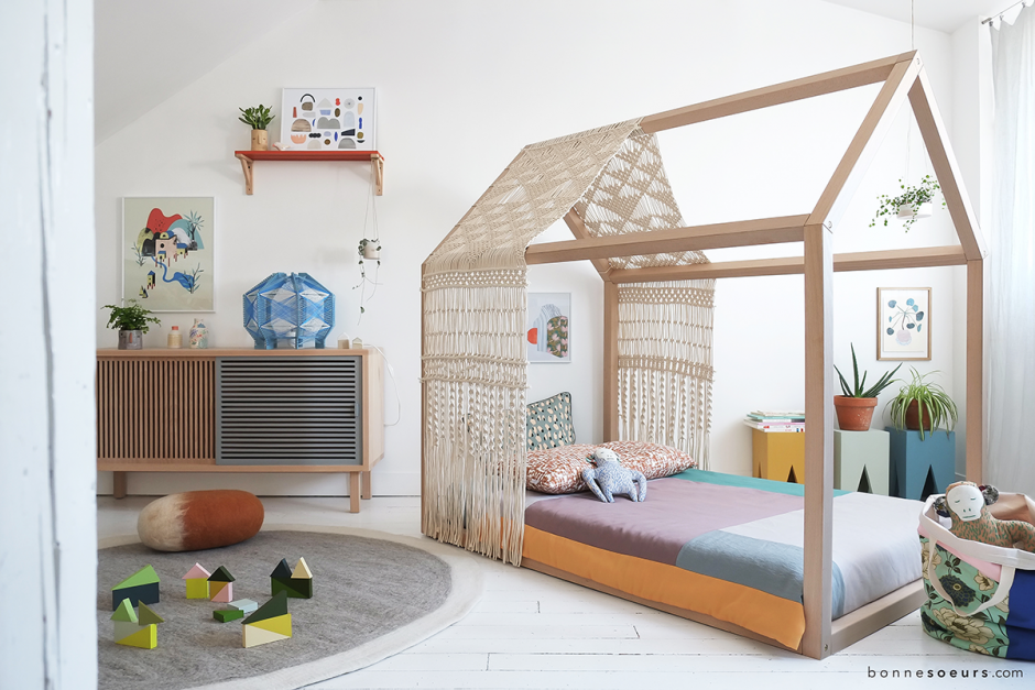 Детская кровать в стиле домика