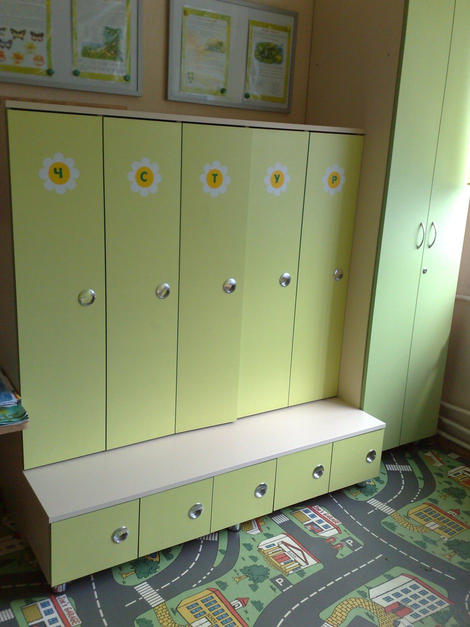 Шкафчики для одежды в детский сад