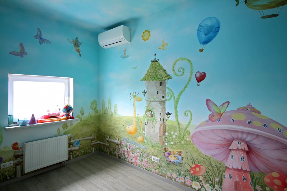 Лепнина на стенах в детском саду
