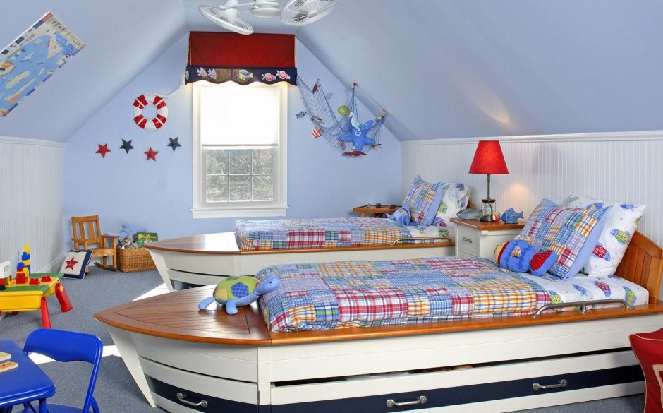 Детская комната в морском стиле для двух мальчиков