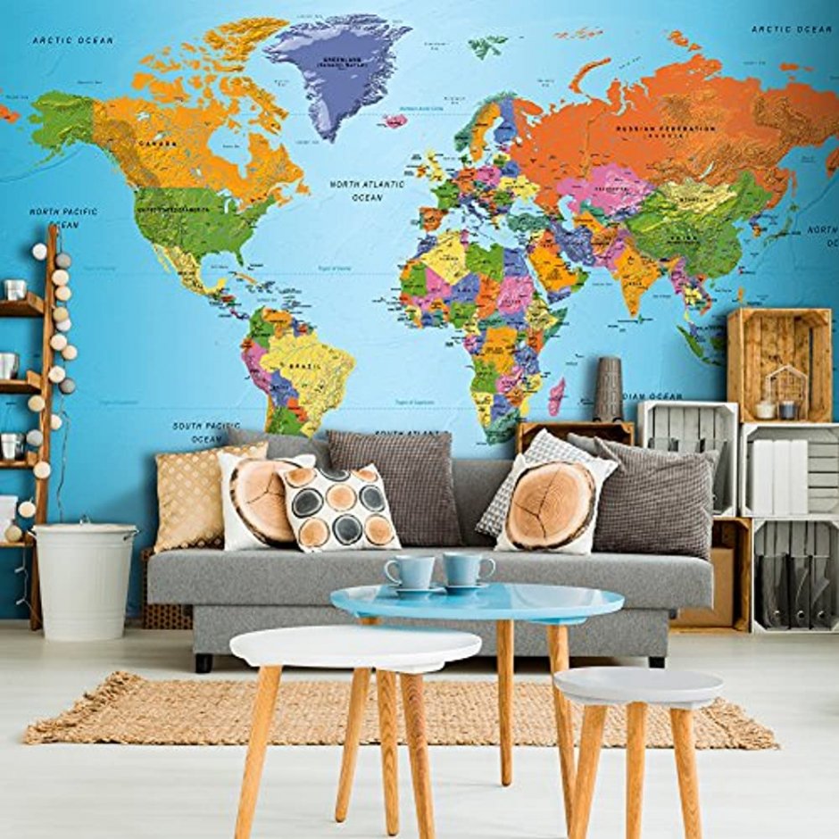 Стена в виде карты мира