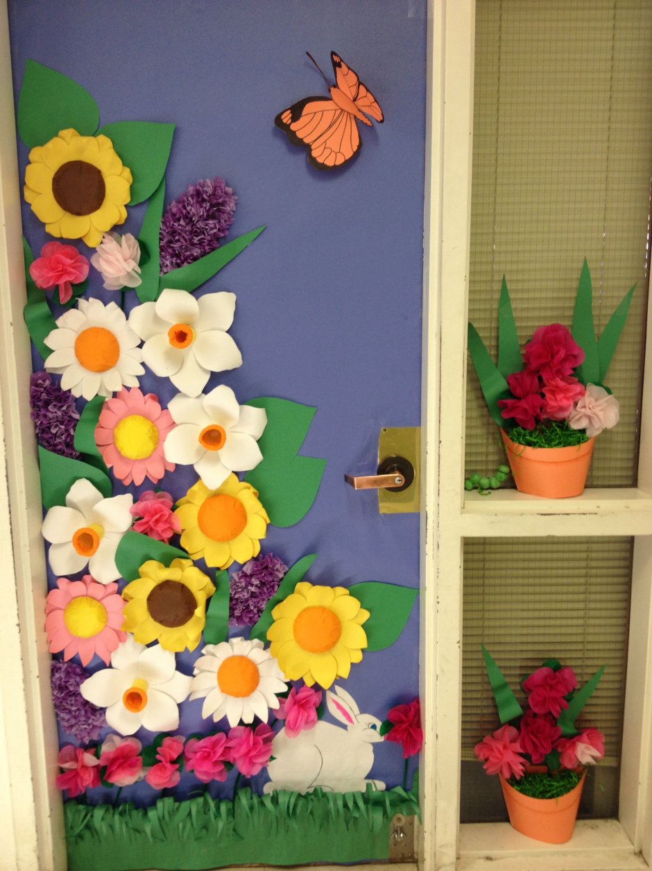 Украсить дверь в детском саду