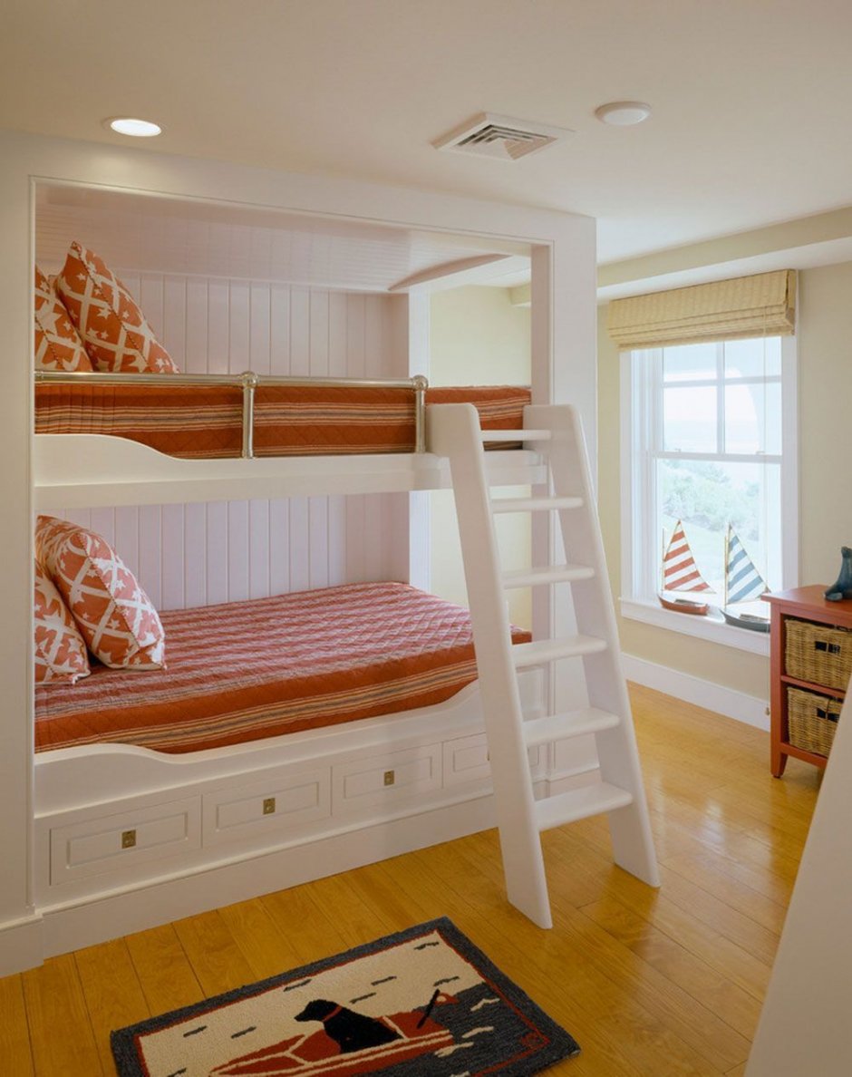 Дизайнерские двухъярусные кровати