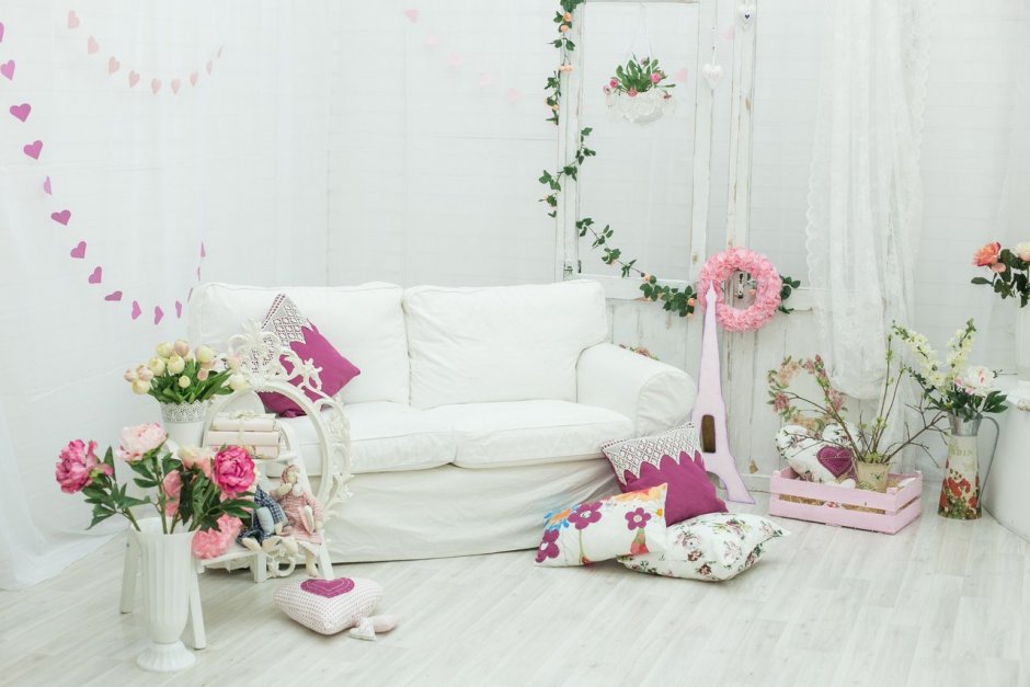 Весенний интерьер в студии