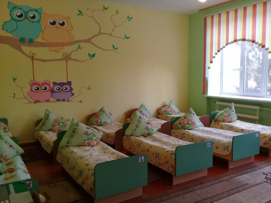 Детский садик спальня