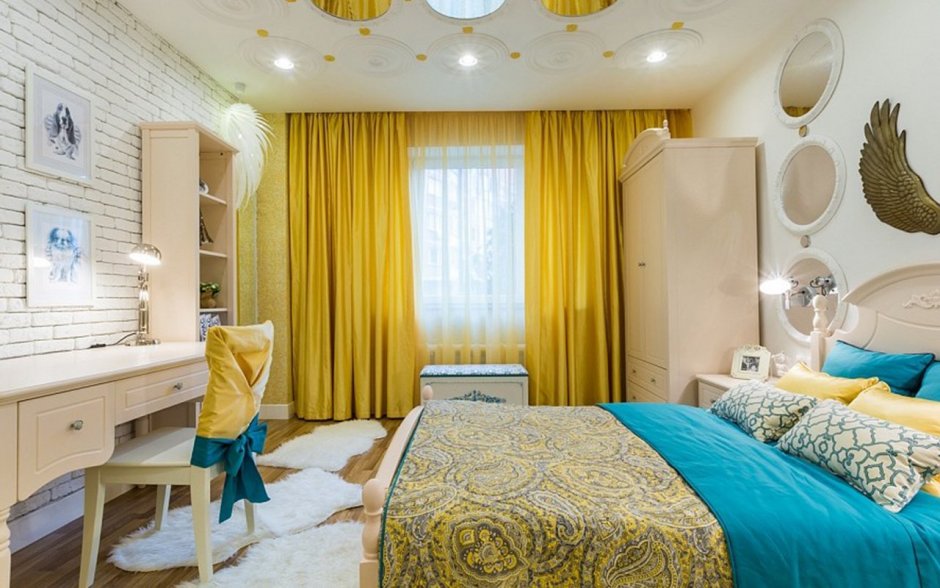 Спальня в бирюзово желтых тонах