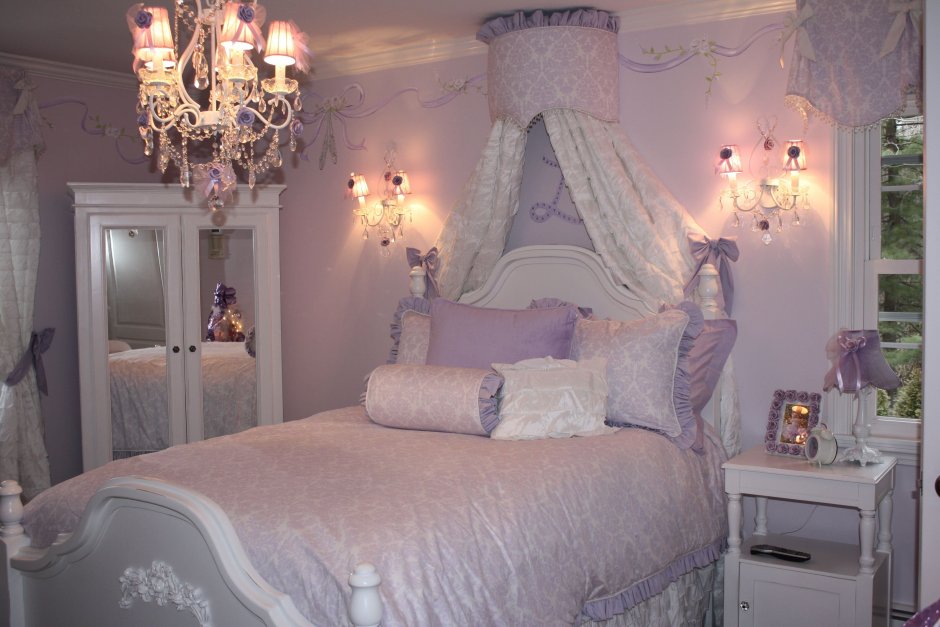 Шикарная спальня для маленькой принцессы