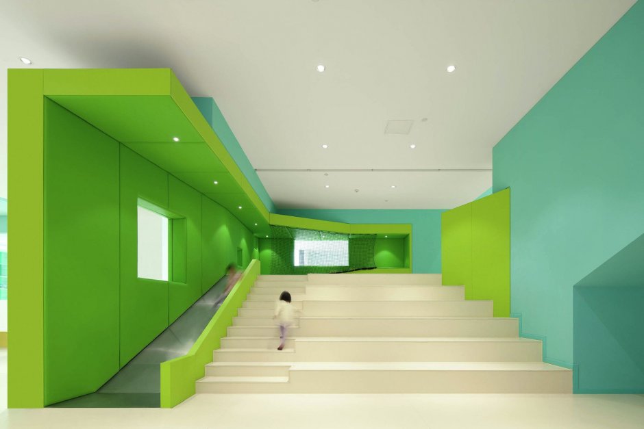 Зеленый цвет в интерьере школы