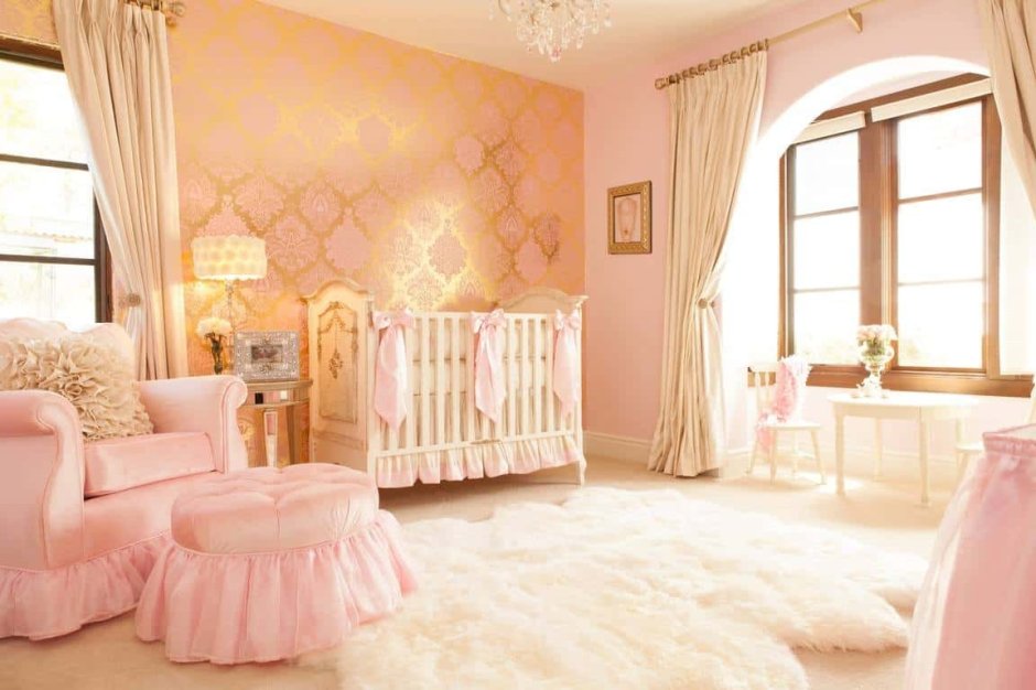 Комната для девочки персикового цвета