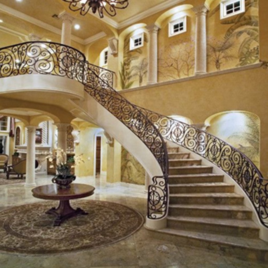 Холл в стиле Барокко с лестницей