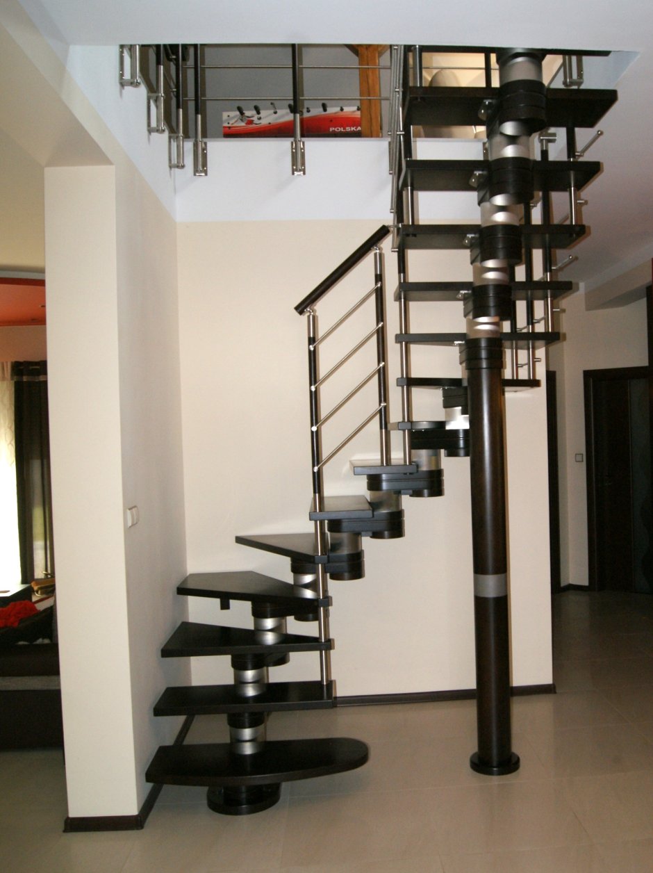 Модульная лестница Леруа