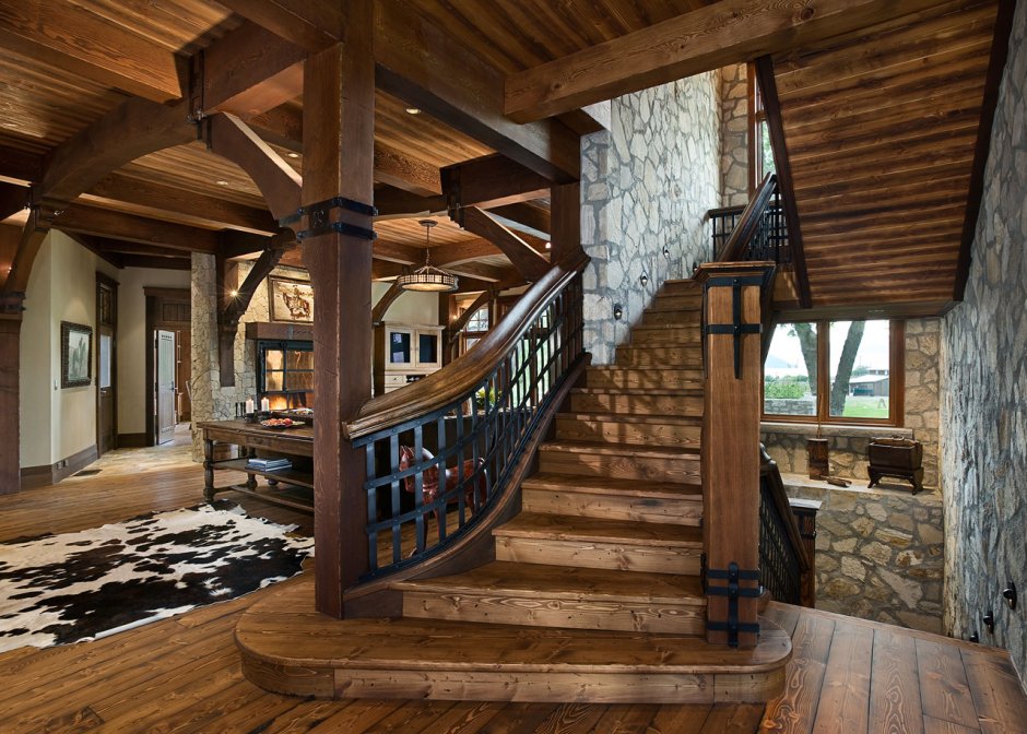 Лестница деревянная стиль Шале