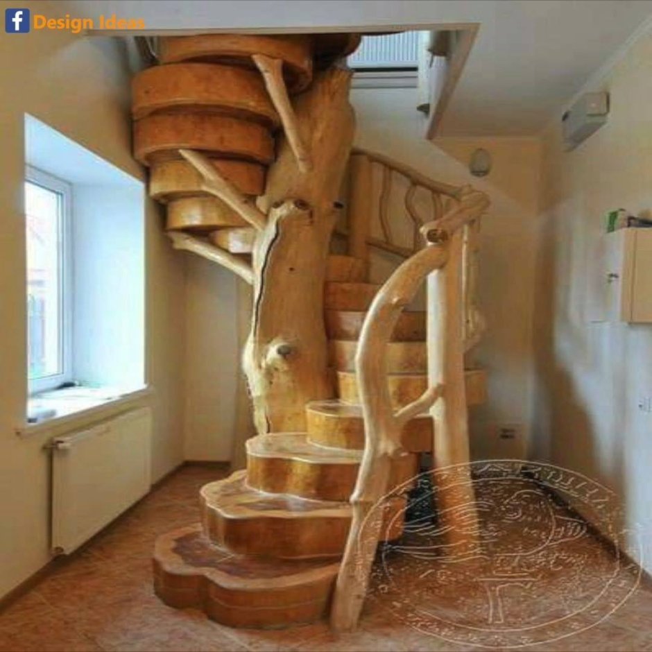 Лестница из цельного дерева