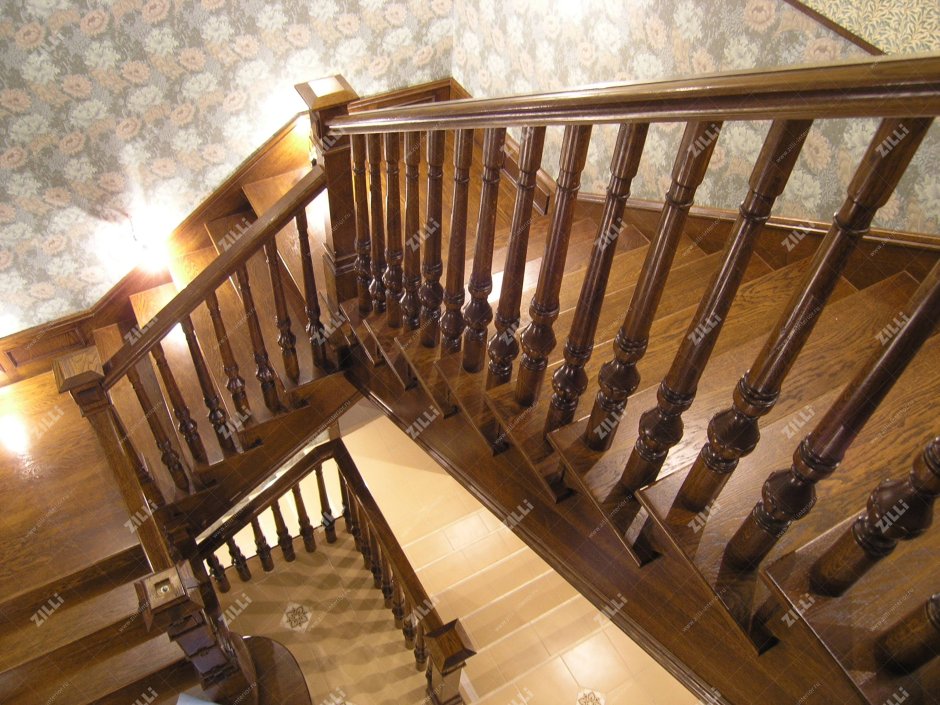 Лестницы. Балясины из дерева в стиле Прованс