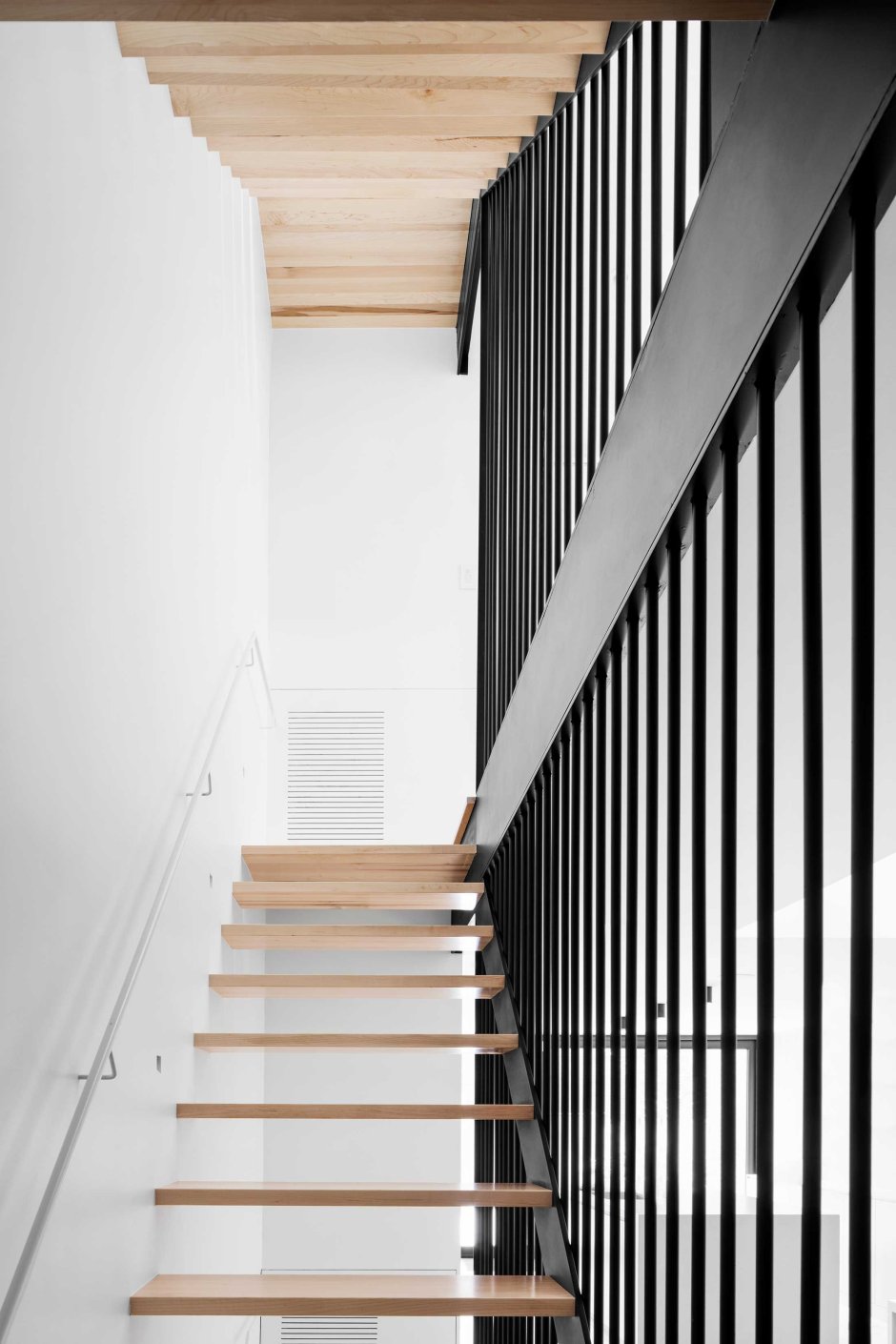Лестница в доме в стиле Минимализм