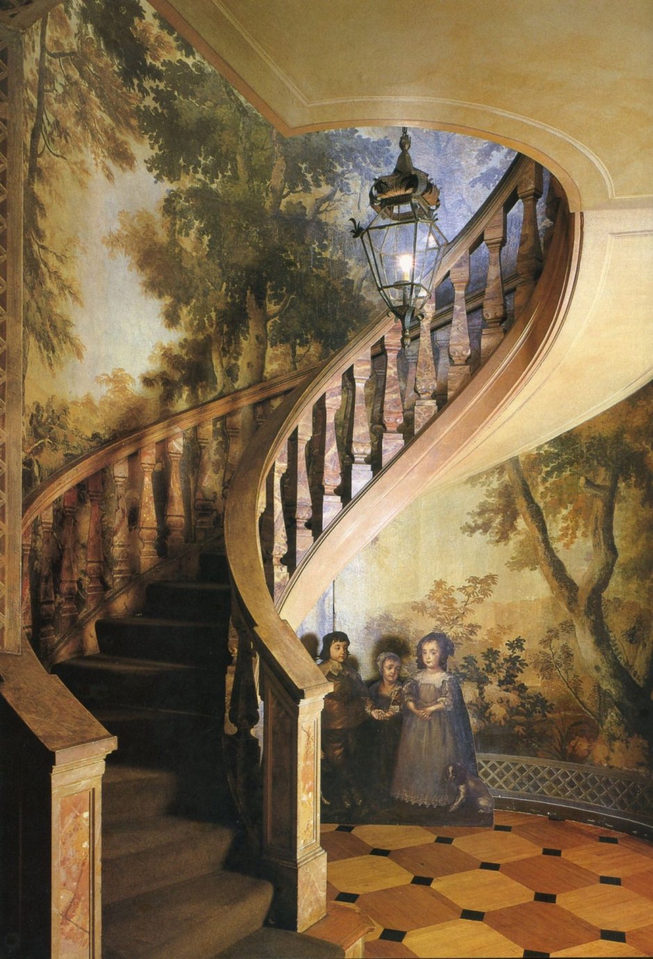 Фреска лестница