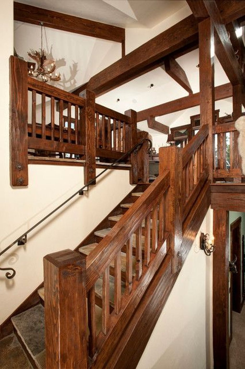 Лестница под старину деревянная (56 фото)