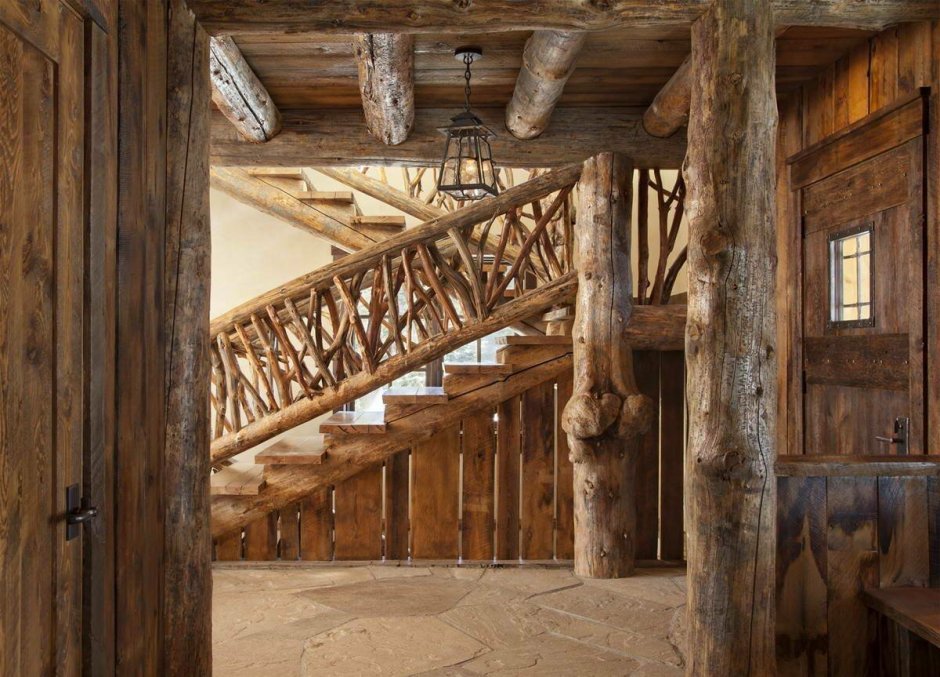 Лестница под старину деревянная