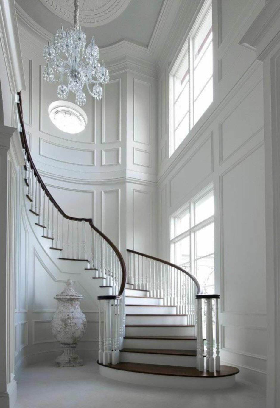 Лестница Curved Staircase