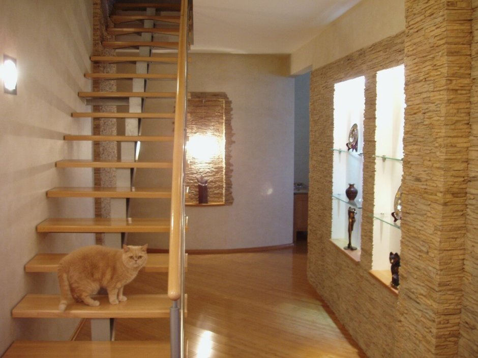 Декоративная лестница в квартире