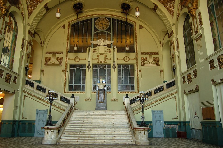 Витебский вокзал винтовая лестница (49 фото)