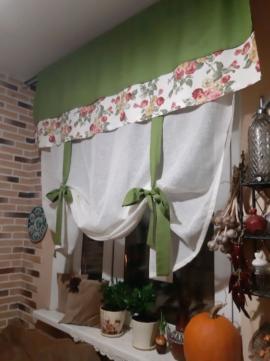 Кухонные занавески в деревенском стиле
