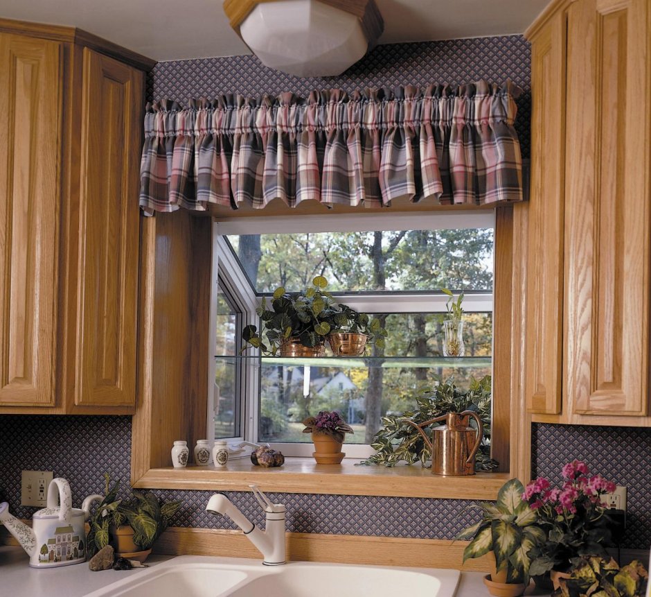 Декор окна на кухне