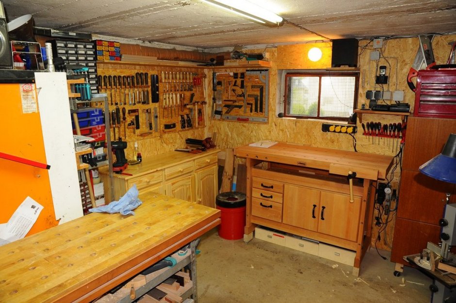 Планировка гаража с мастерской