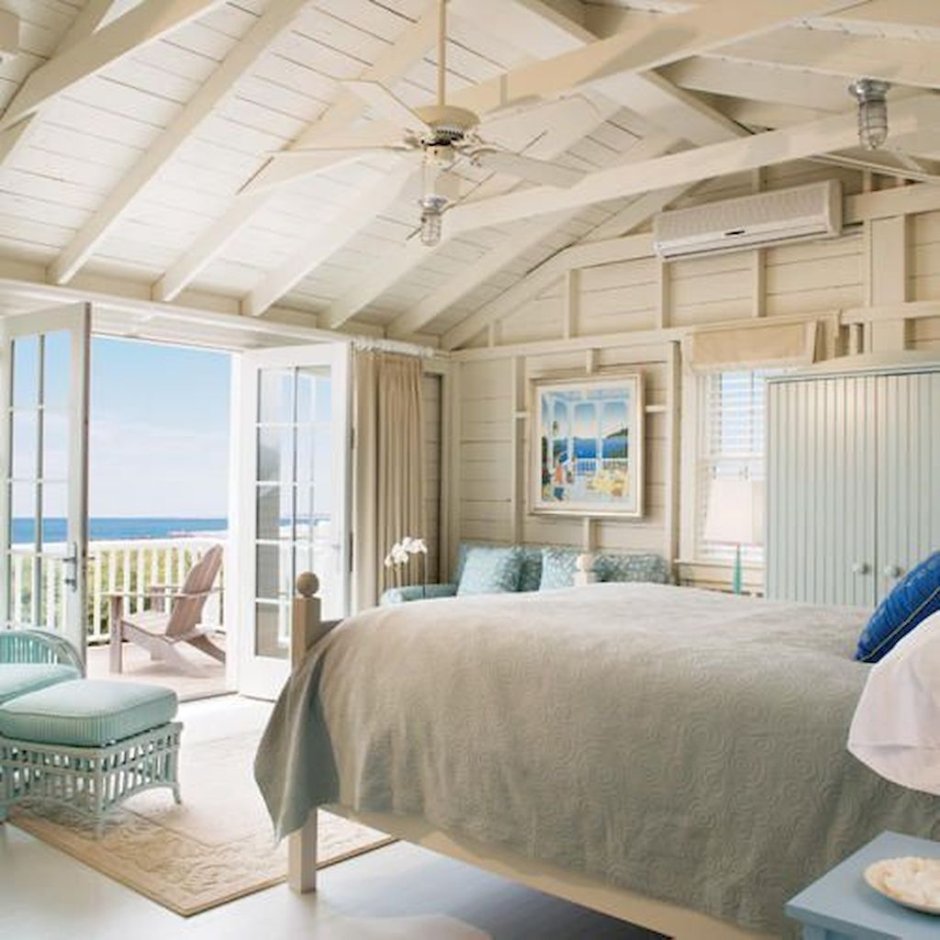 Спальня в морском пляжном стиле