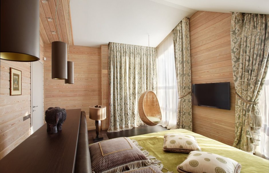 Спальня в эко стиле в деревянном доме