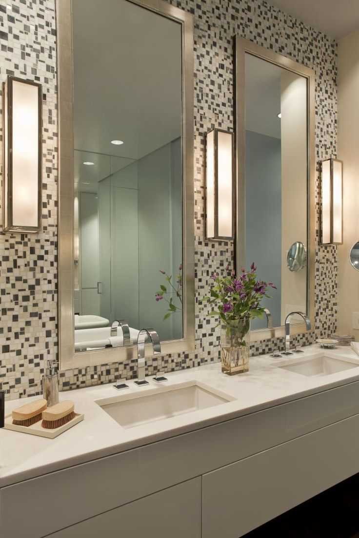 Зеркальная мозаика в ванной