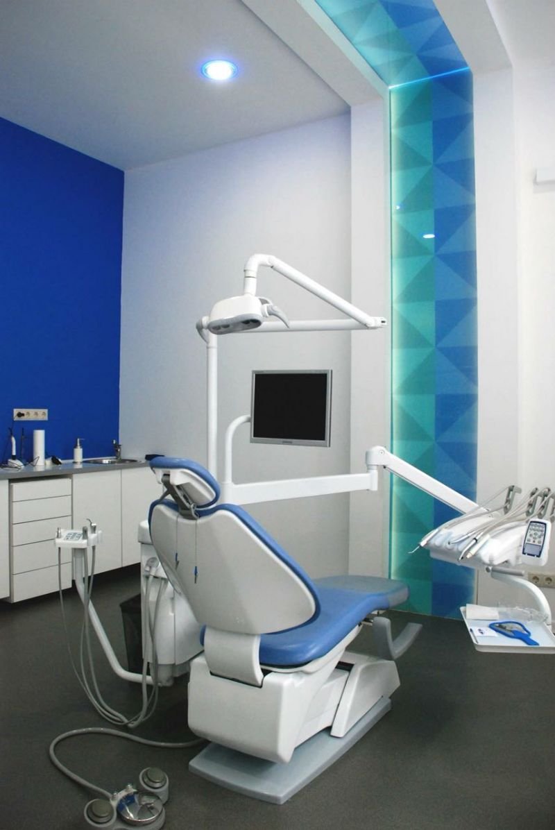 Потолок в стоматологическом кабинете