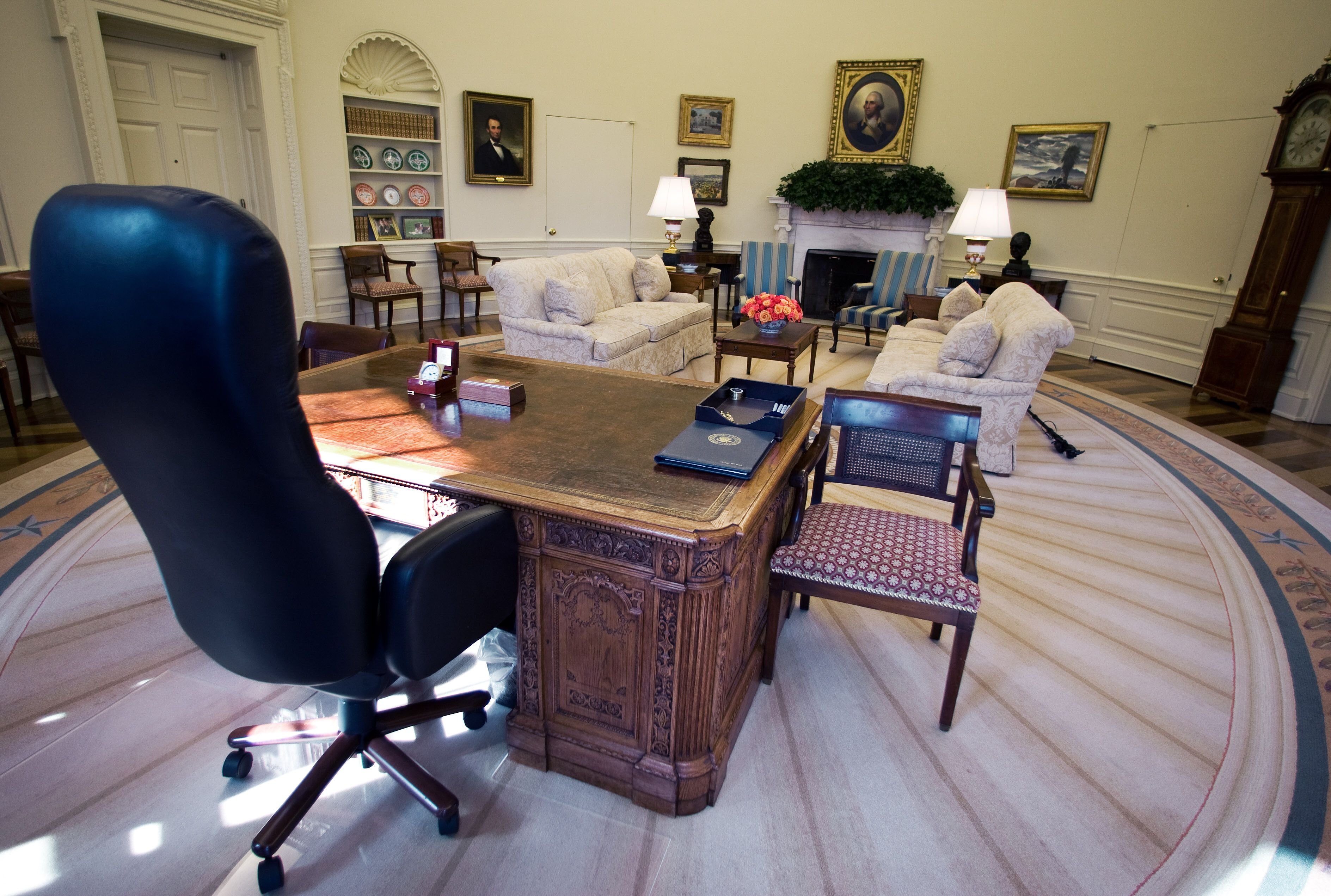 Белый дом США овальный кабинет