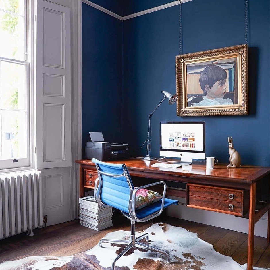 Голубой цвет в интерьере кабинета