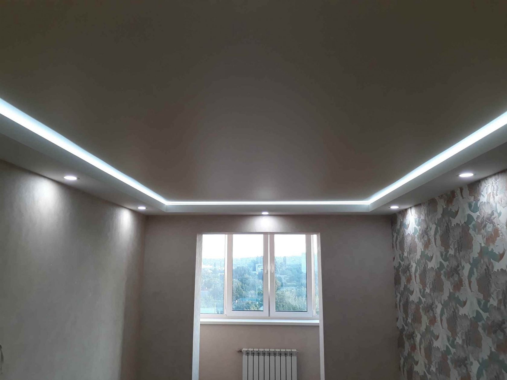 Подвесной потолок с подсветкой по периметру фото
