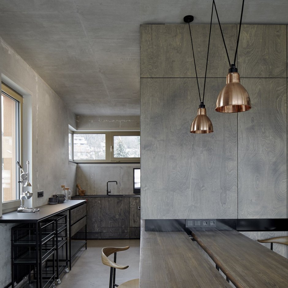 Кухня в стиле лофт бетон и дерево